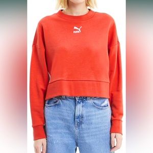 Puma Cropped Loose Crewneck Sweatshirt